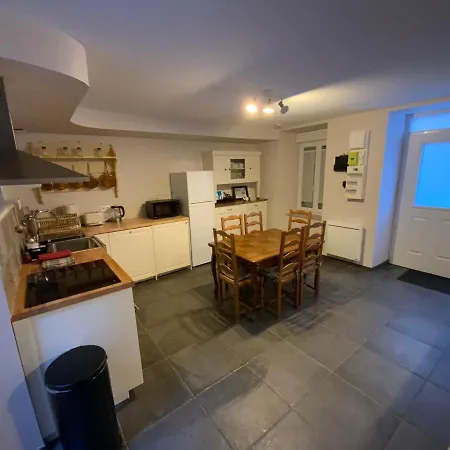 Holiday home Agreable Maison De En Baie Du Mont St Michel